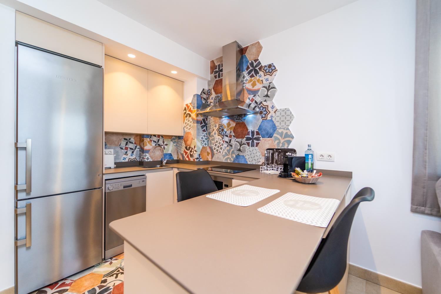 Vistamar Colors Boutique Luxury Apartments By Dlv Вильяхойоса Экстерьер фото