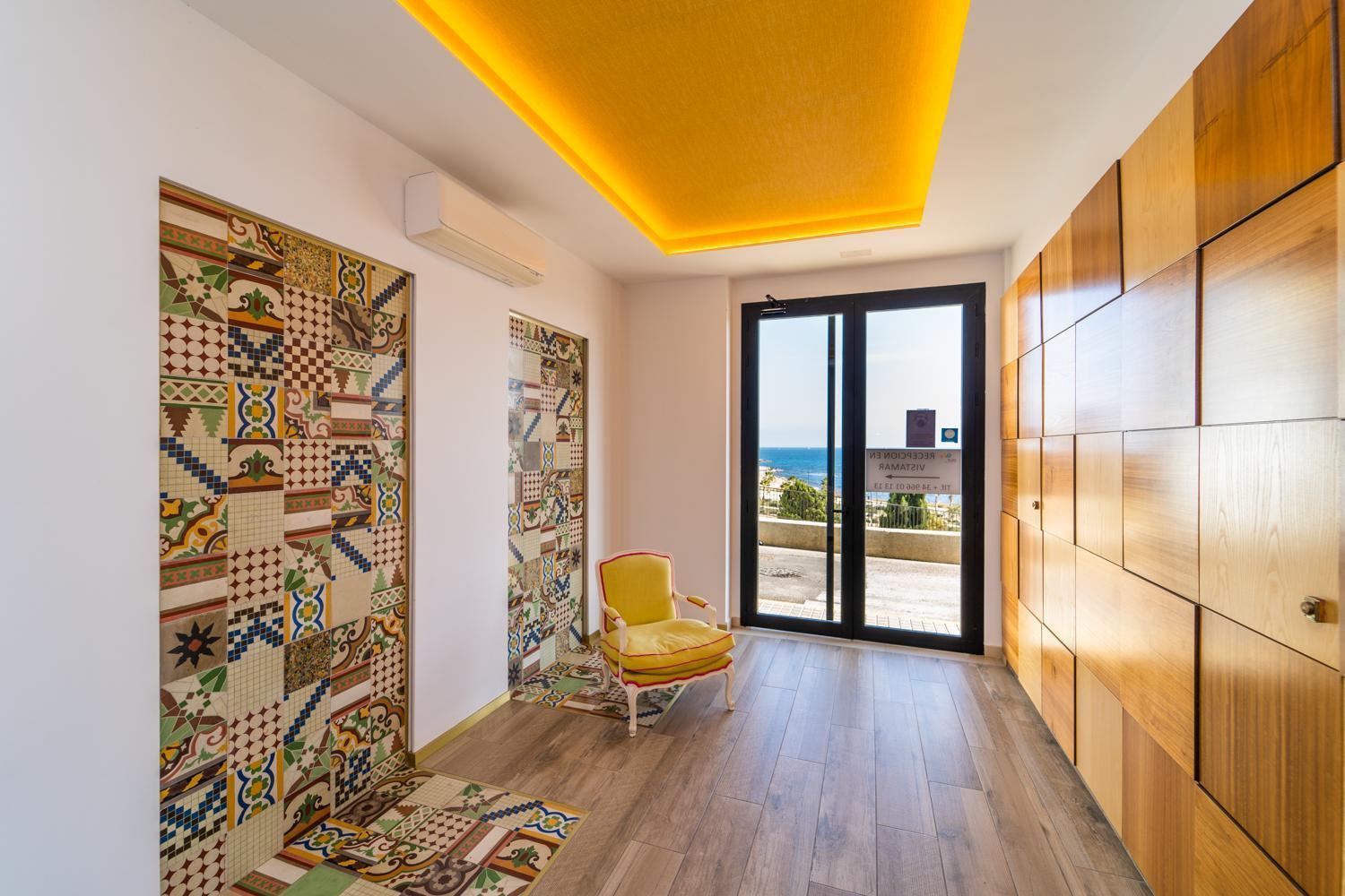 Vistamar Colors Boutique Luxury Apartments By Dlv Вильяхойоса Экстерьер фото