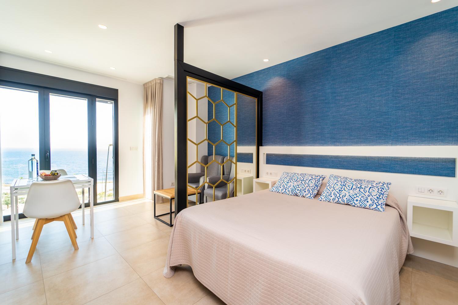Vistamar Colors Boutique Luxury Apartments By Dlv Вильяхойоса Экстерьер фото